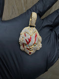 DIJE DE ORO 18K , DISEÑO ESPECIAL